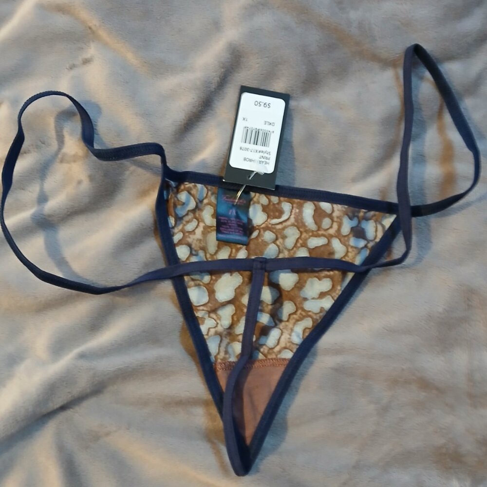 Frederick's of Hollywood Women's Animal Print V Thong SZ 1X NWT - Picture 3 of 5